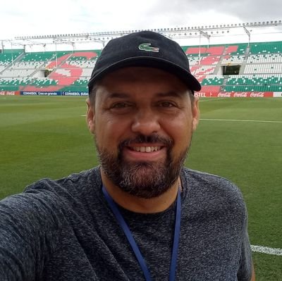 Jornalista esportivo.
Narrador De Olho No Peixe e NSports;
Repórter Rádio 105 FM;
Comentarista Esporte por Esporte.