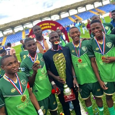Head Coach @Valiant FC 💚⚽🤍 | Football Analyst | Mathematician.
TCC Cup 🏆 winner 2022/23 season.