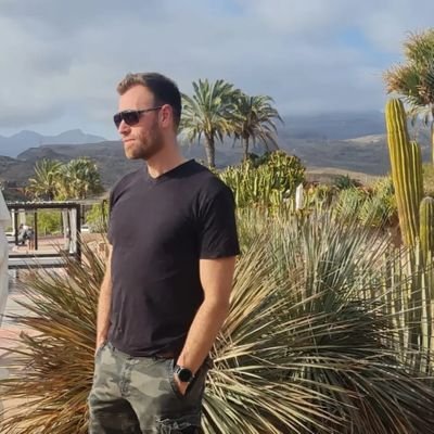 Tommy328i's profile picture. 