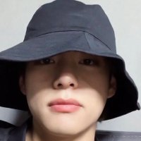 ⟭⟬ noona⁷🙋♀️ 💜apobangpo💜 (@purplenoona13) 's Twitter Profile