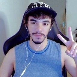 Streamer na Twitch: https://t.co/pmp7NBEThj