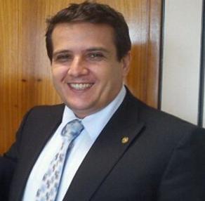 depdimasfabiano's profile picture. 