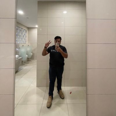 tiada apa apa yang boleh membuatmu bahagia disini