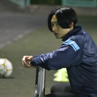 24歳。イタリアでフットサルをプレーしていました。【NAGAREYAMA.FC】初代監督・現コーチ【SKYサッカースクール】元アシスタントコーチ「futsal in soccer」イタリアサッカー協会認定コーチライセンス / 日本サッカー協会公認Ｃ級 コーチhttps://t.co/DNcqPjqv96