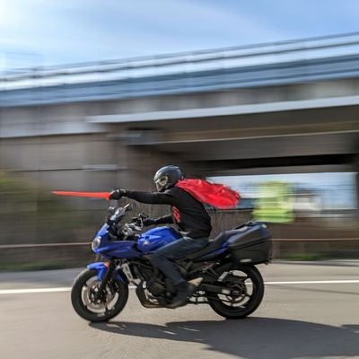 気ままな日常
割と多趣味
無言フォローご容赦下さい。

ツーリング仲間欲しい🏍
遊びましょう🏍