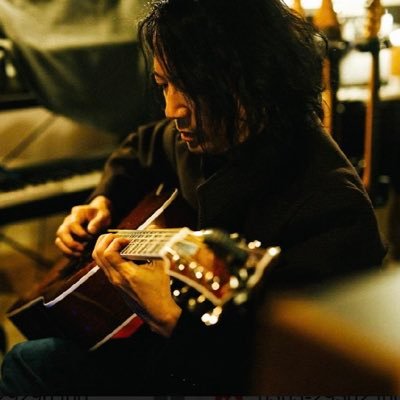音を直し、壊し、紡ぎ、をして生きております。 compose.arrange,soundproduce,remix, guitar & any plucked instruments