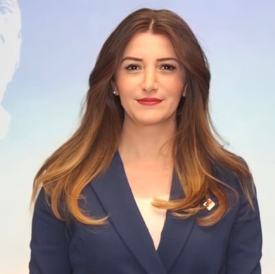 Banu ÖZDEMİR