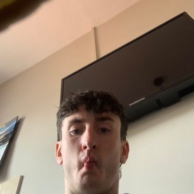 gfweetabix's profile picture. startin tweetin