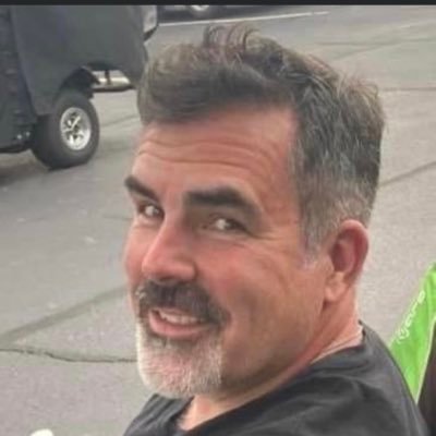 HughesRob_'s profile picture. Biggest fan of the hardest working young man!