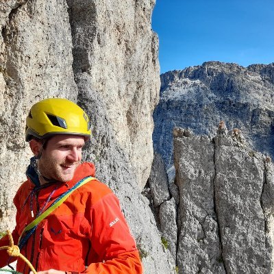 Vegetation🌲 Biodiversity 🐝 Remote Sensing 🛰️ and climbing 🧗‍♂️⛰️. Junior assistant professor at the Free University of Bolzano-Bozen