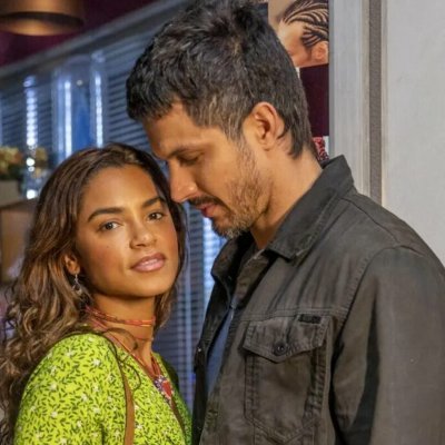 OLÁ, SEJAM BEM VINDOS AO NOSSO CANAL RESUMO DE NOVELAS.
POR AQUI TEREMSO RESUMOS TODOS OS DIAS..