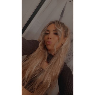 Thriving 🦋 27 blessed years 🙏🏽