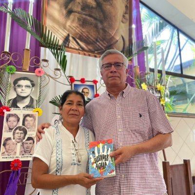 Doctor en teología (Pontificia Università Urbaniana de Roma). Trabaja en la Universidad Don Bosco de El Salvador.