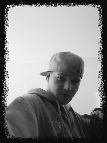 #Rapper/Producer #ClassyHighCrew https://t.co/xNLZnHjxHy for #Beats- for features/shows wesleygivensmusic@gmail.com #sneakeraddict #1990 http://www.fac