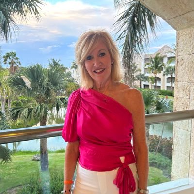✝️ - Mom to Grant 🏐and Ellie 📣, Director of Sales, Celebrity Cruises