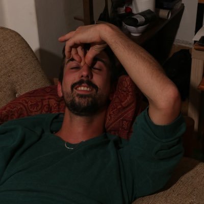 _fastamir_'s profile picture. מומחה להיסח הדעת