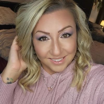 Kate13225398560's profile picture. Fashionista/crypto enthusiast/lover of pet's, and a honest human being.