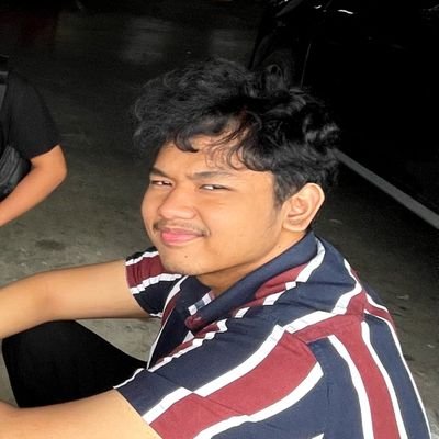 bocahkalemm's profile picture. pain makes people change.