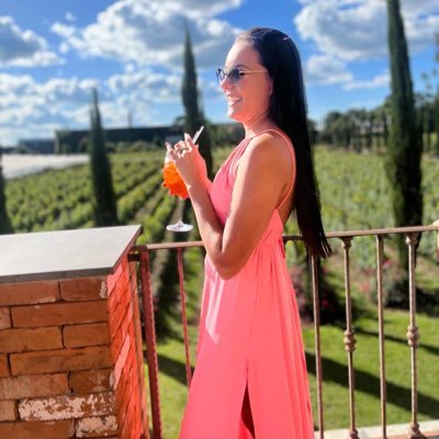 t_smota's profile picture. Os contidos que me perdoem mais eu nasci pra ser INTENSA♥️✨🦋. Mamãe da Antonella 💕