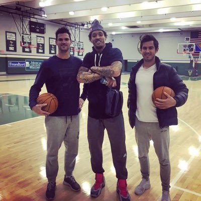 • Nicholls State Univ Alumni 🏀• Ex. Professional NBL 🏀 & AFL Player 🏉 • Instagram - ryanbathie