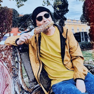 DonTellMomma's profile picture. Autor of “#TruthTeller: A guide to speak out without being a c*nt” Multiple personalities Mentally ill 🎧🍿🧟‍♂️🦖🐘