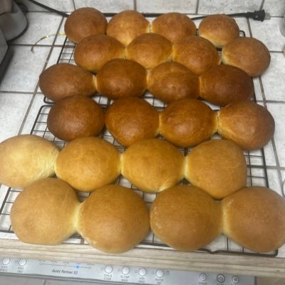 South Texas cottage bakery. We fell deeply in love with fresh bread in the spring of ’20. And our oven hasn’t had a break since.