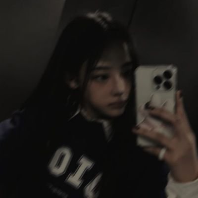 ashell_yy's profile picture. .