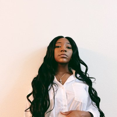 HeavenlyErra's profile picture. I don't be on here. Catch me on threads. ✉️: heavenlyerra@gmail.com