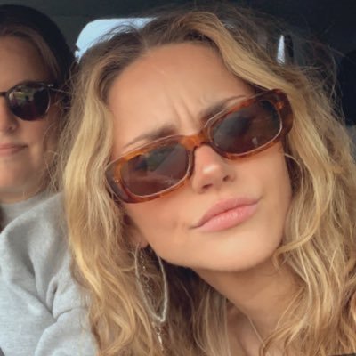 ktengro's profile picture. exit my burger hole