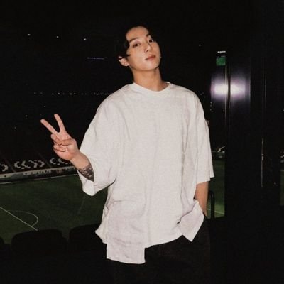 I'll be waiting for you until you comeback. ∞ | @laliforkv |