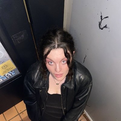 Kristinamc54344's profile picture. 25 + Can u accept my invitation so that I can get free cash? https://t.co/IOaaBciw9U