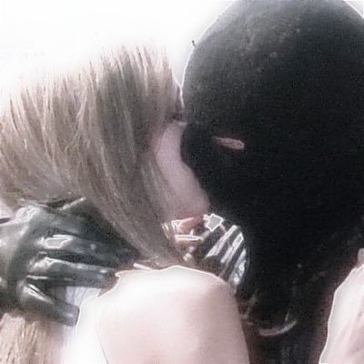 callmemagirl's profile picture. delete dm 24/7  #reviewmagirl