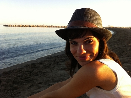 LondonSpanish's profile picture. Spanish lessons comprising the four linguistic processes: speaking, listening, reading and writing in order to develop communicative competence.