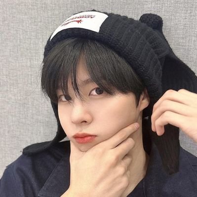 diamond_is_you's profile picture. 