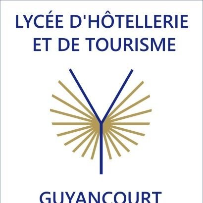 Lycée des métiers de l'hôtellerie et du tourisme, proposant des formations internationales en scolaire, en apprentissage et pour adultes, du CAP à la Licence.