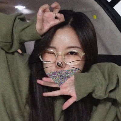 art account i guess 🏳️‍🌈 Wheein the mood➿ @𝐖𝐡𝐞𝐞𝐬𝐚♫️ life for cupcake caitvi