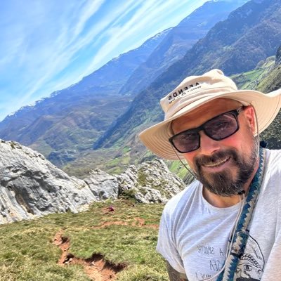 Zurdi21's profile picture. 