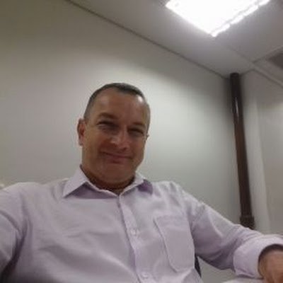 Maurcio18742980's profile picture. 
