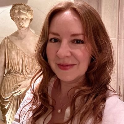 Publishing Director @StudioBooks at @bonnierbooks_uk - commissioning Disney, Marvel, Star Wars and pop culture books. Gaming guide author. Northerner.