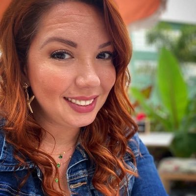 Comunicadora, gomosa, cacharrera digital. Lo que aquí publico no manifiesta la posición u opinión de la entidad en la que trabajo.