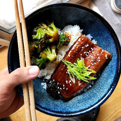 dagenkima's profile picture. Worcestershire? I hardly know her!