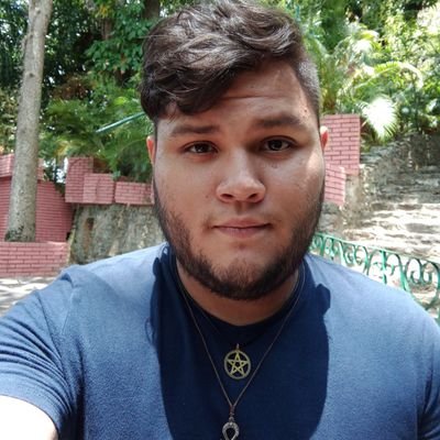 Sagitariano ♐
Lector 📚
Amante de la Naturaleza y de la cocina.🏞️🍃
25 años.🙈
slytherin 💚🐍🖤
Wiccan 🧙♂️
Potterhead 👓⚡
