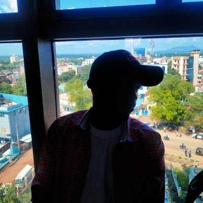 Graphics Designer || Video & photographer || Writer✍️✍️
#SSOX 🇸🇸