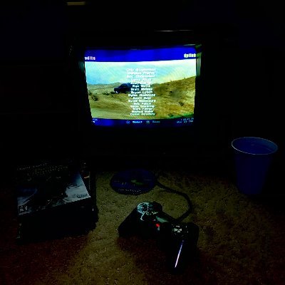 An archive of the 00's best and most nostalgic setups.