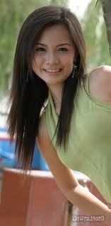 Mee_Safron's profile picture. I love shopping and I love working out, especially yoga.    #yoga