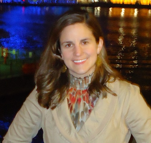 proud ND grad and fan, maestra de español, wife, and mommy to three awesome kiddos... lucky and blessed every day