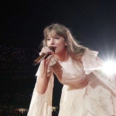 taylor swift, criminal minds, evermore enthusiastš¤ āļø| could you just try to listen? (to taylorās version) cm x 3