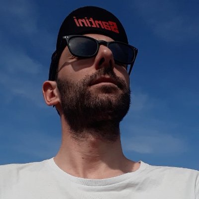 RGiamb's profile picture. Tutti abbiamo bisogno di eroi