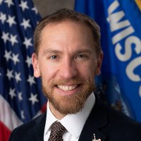 Senator Chris Larson (@senchrislarson) 's Twitter Profile Photo Senator Chris Larson (@senchrislarson) 's Twitter Profile Photo