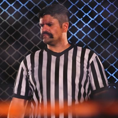 FireFighter by day, wrestling referee by night #RefStache #MustacheCountry For booking info:refereewiggins@gmail.com